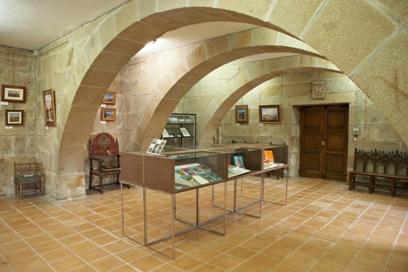Hospederia Monasterio De Poio Hotell Exteriör bild